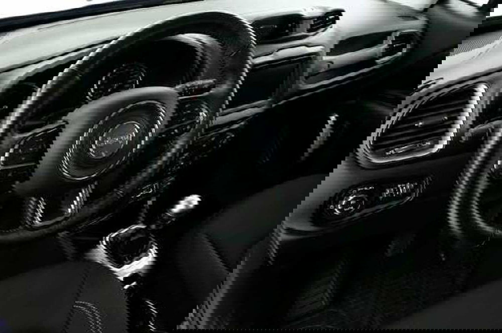 Jeep Renegade usata a Mantova (14)