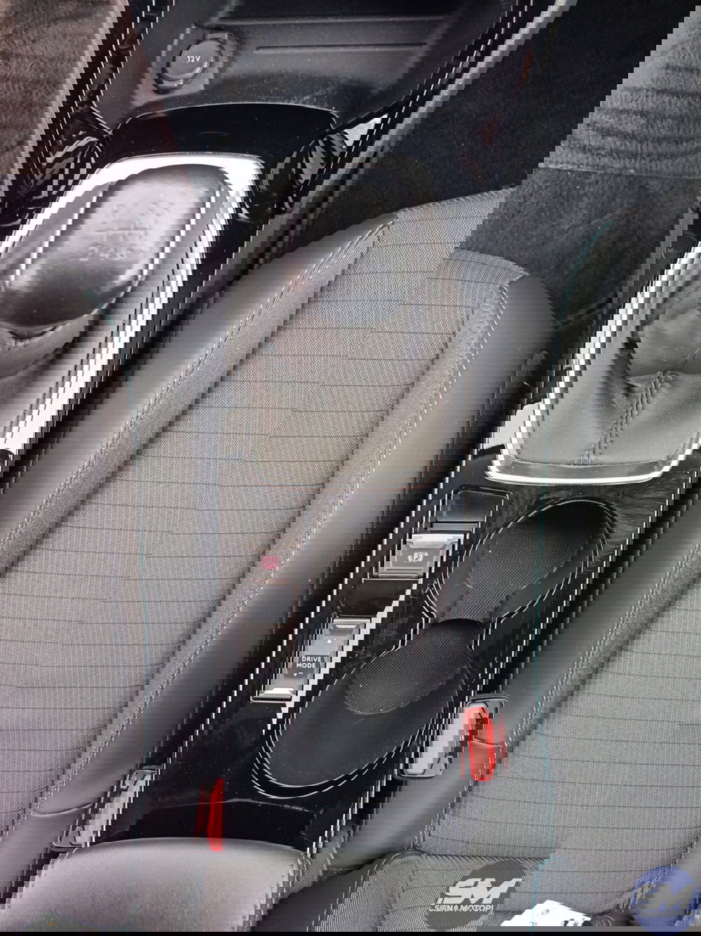 Peugeot 2008 usata a Siena (13)