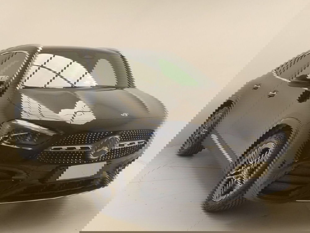 Mercedes-Benz GLA SUV usata a Avellino