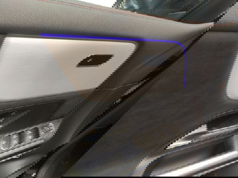 Mercedes-Benz GLA SUV usata a Avellino (18)