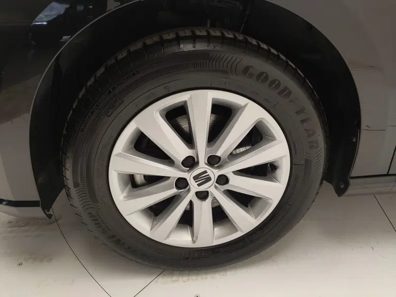 SEAT Ibiza usata a Avellino (10)