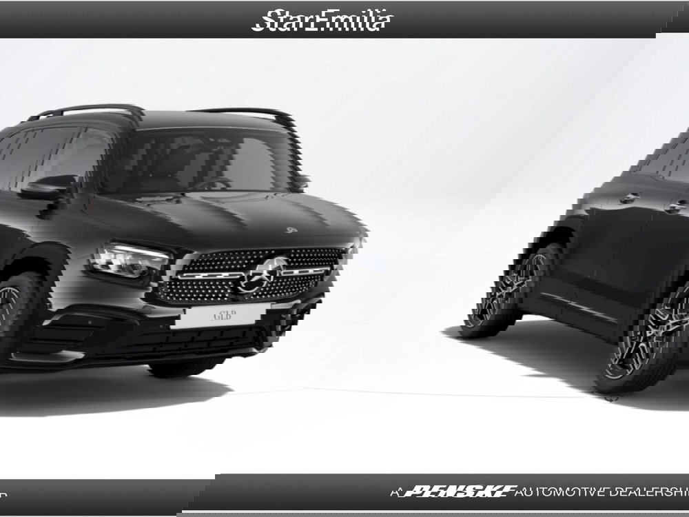 Mercedes-Benz GLB nuova a Bologna