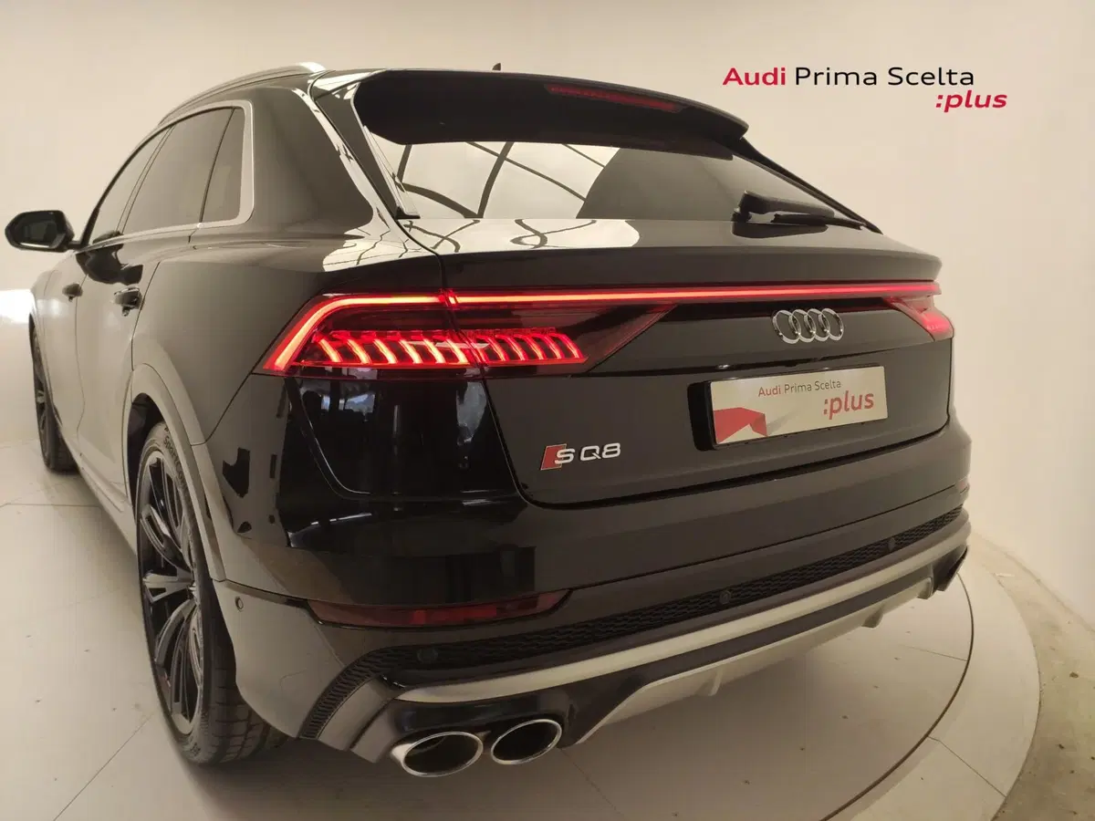 Audi SQ8 usata a Avellino (12)