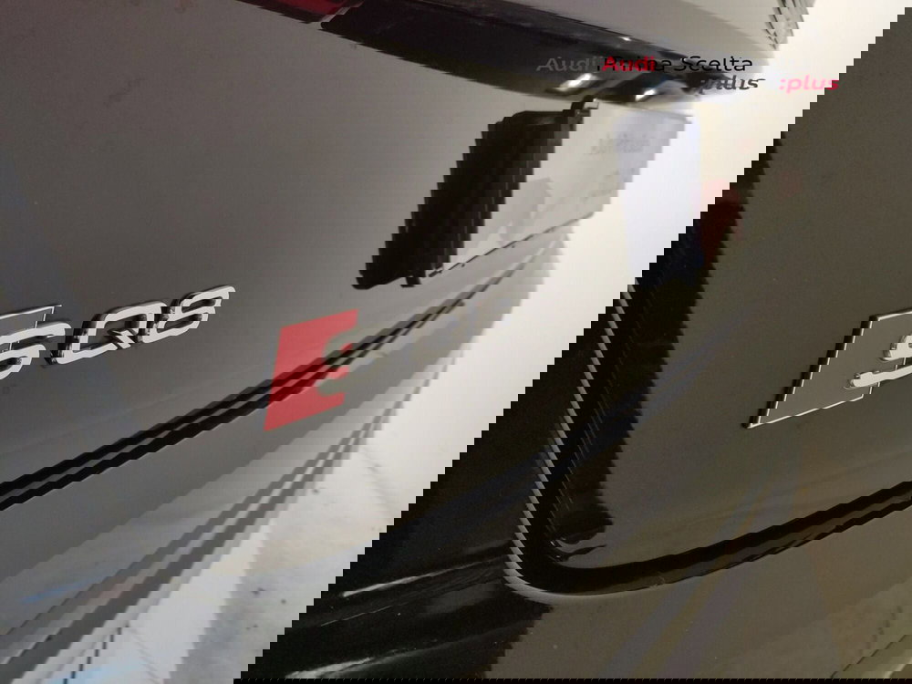 Audi SQ8 usata a Avellino (15)