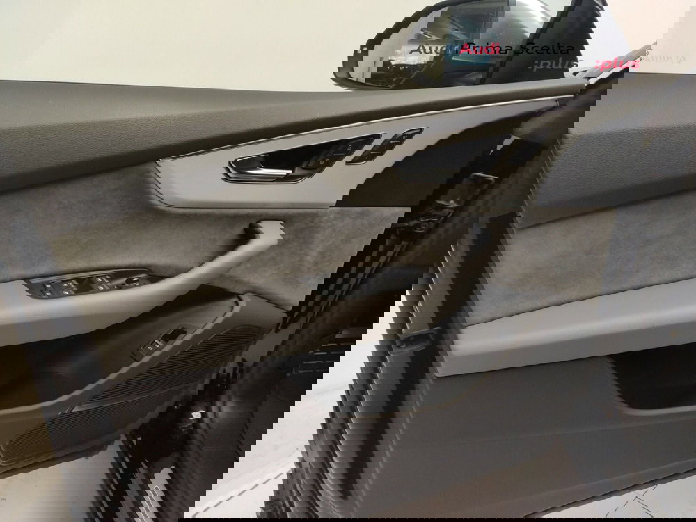 Audi SQ8 usata a Avellino (19)