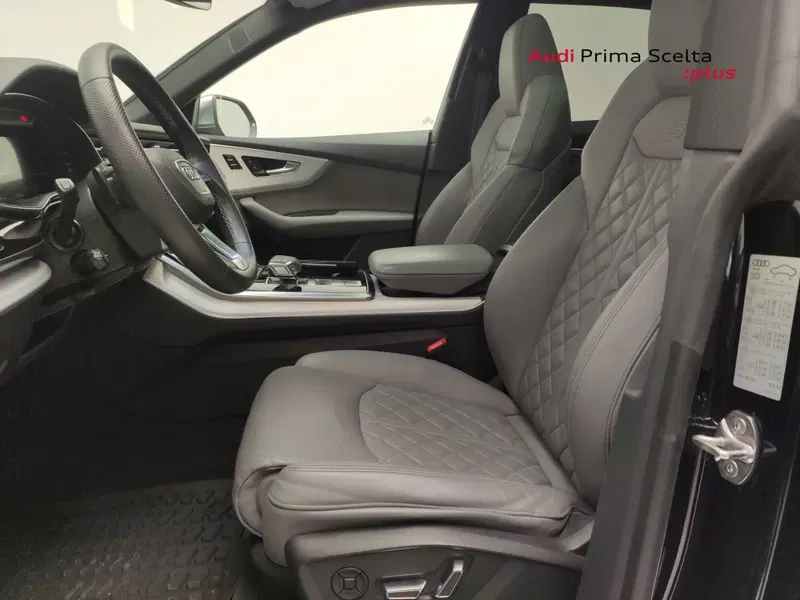 Audi SQ8 usata a Avellino (20)