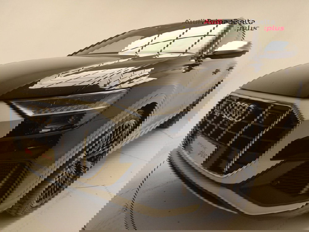 Audi SQ8 usata a Avellino (8)