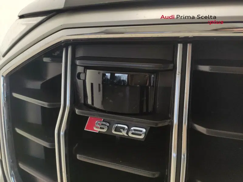 Audi SQ8 usata a Avellino (9)