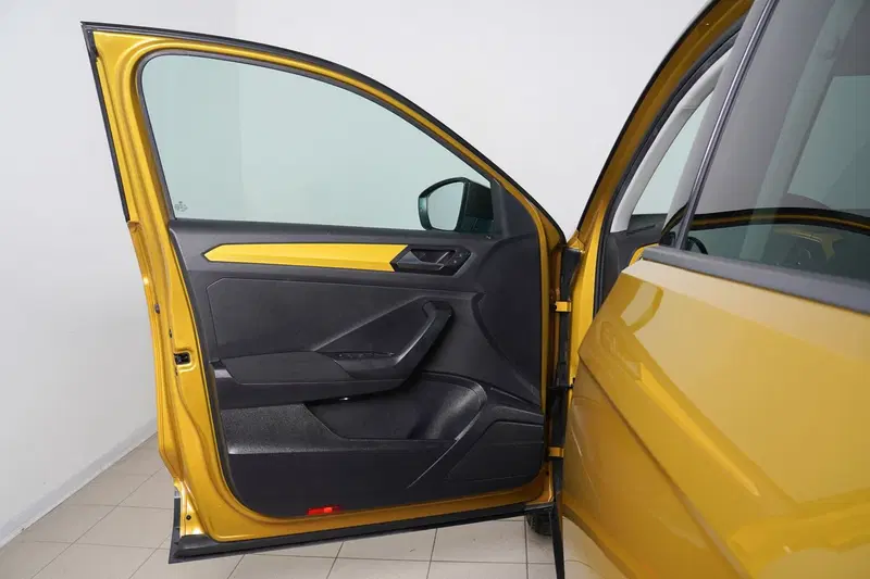 Volkswagen T-Roc usata a Perugia (13)