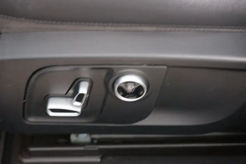 Maserati Levante usata a Torino (14)