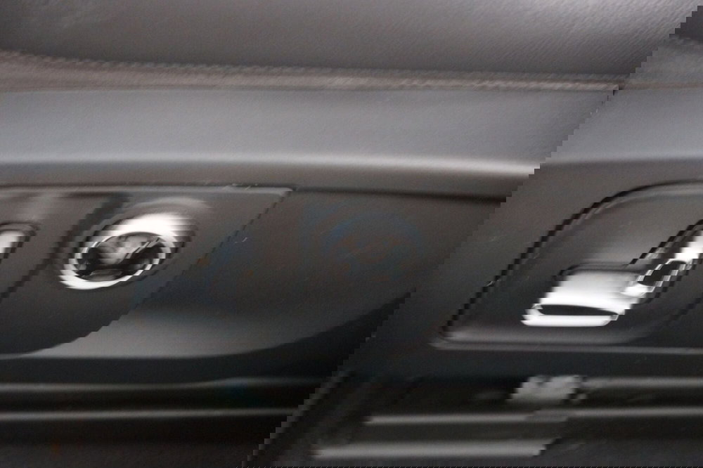 Maserati Levante usata a Torino (14)