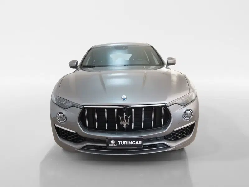 Maserati Levante usata a Torino (3)