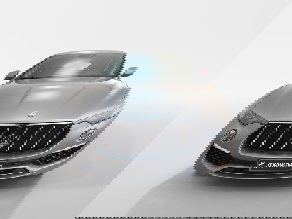 Maserati Levante usata a Torino (3)