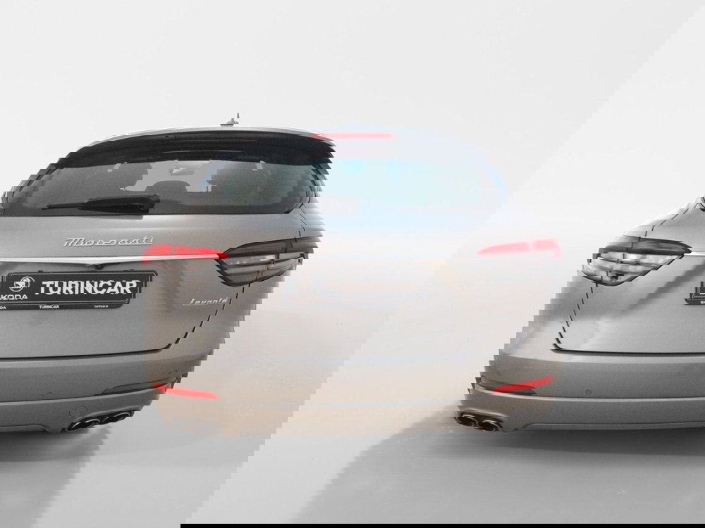 Maserati Levante usata a Torino (6)