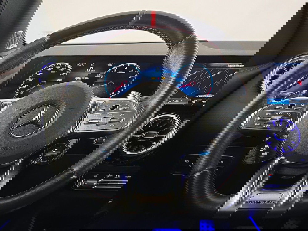 Mercedes-Benz GLA SUV usata a Alessandria (11)