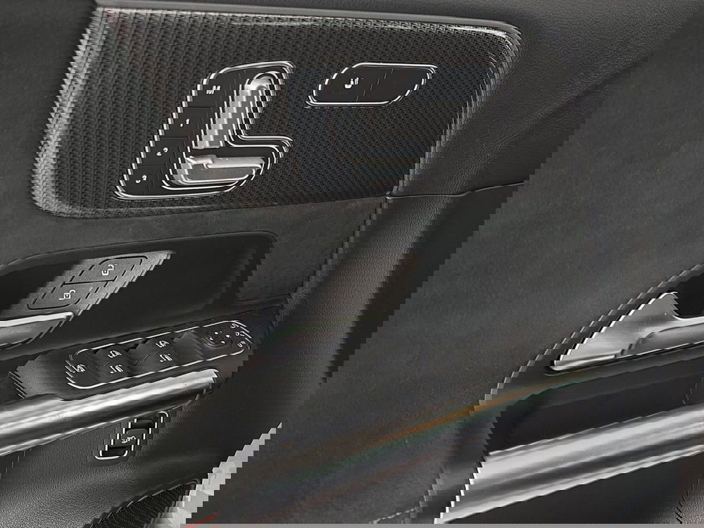 Mercedes-Benz GLA SUV usata a Alessandria (17)