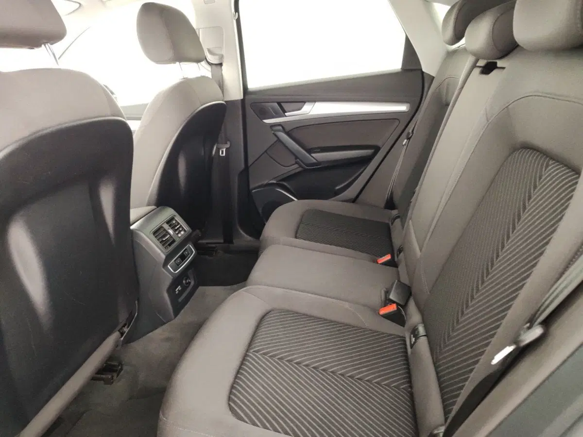 Audi Q5 Sportback usata a Massa-Carrara (11)
