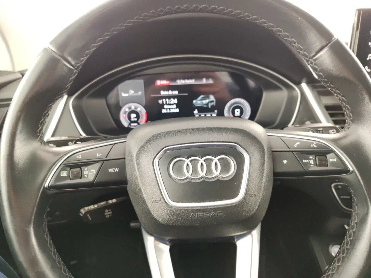 Audi Q5 Sportback usata a Massa-Carrara (14)