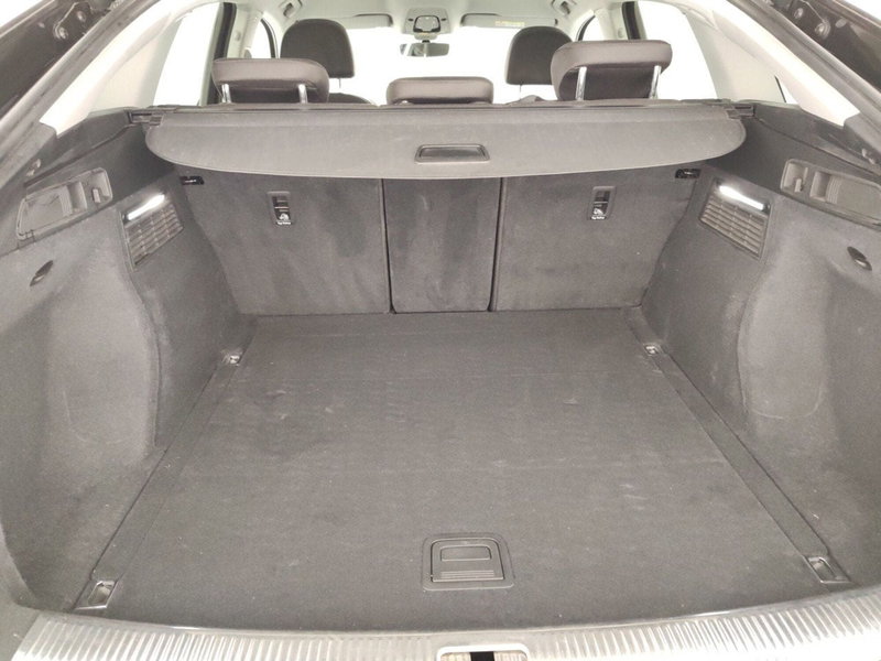 Audi Q5 Sportback usata a Massa-Carrara (16)