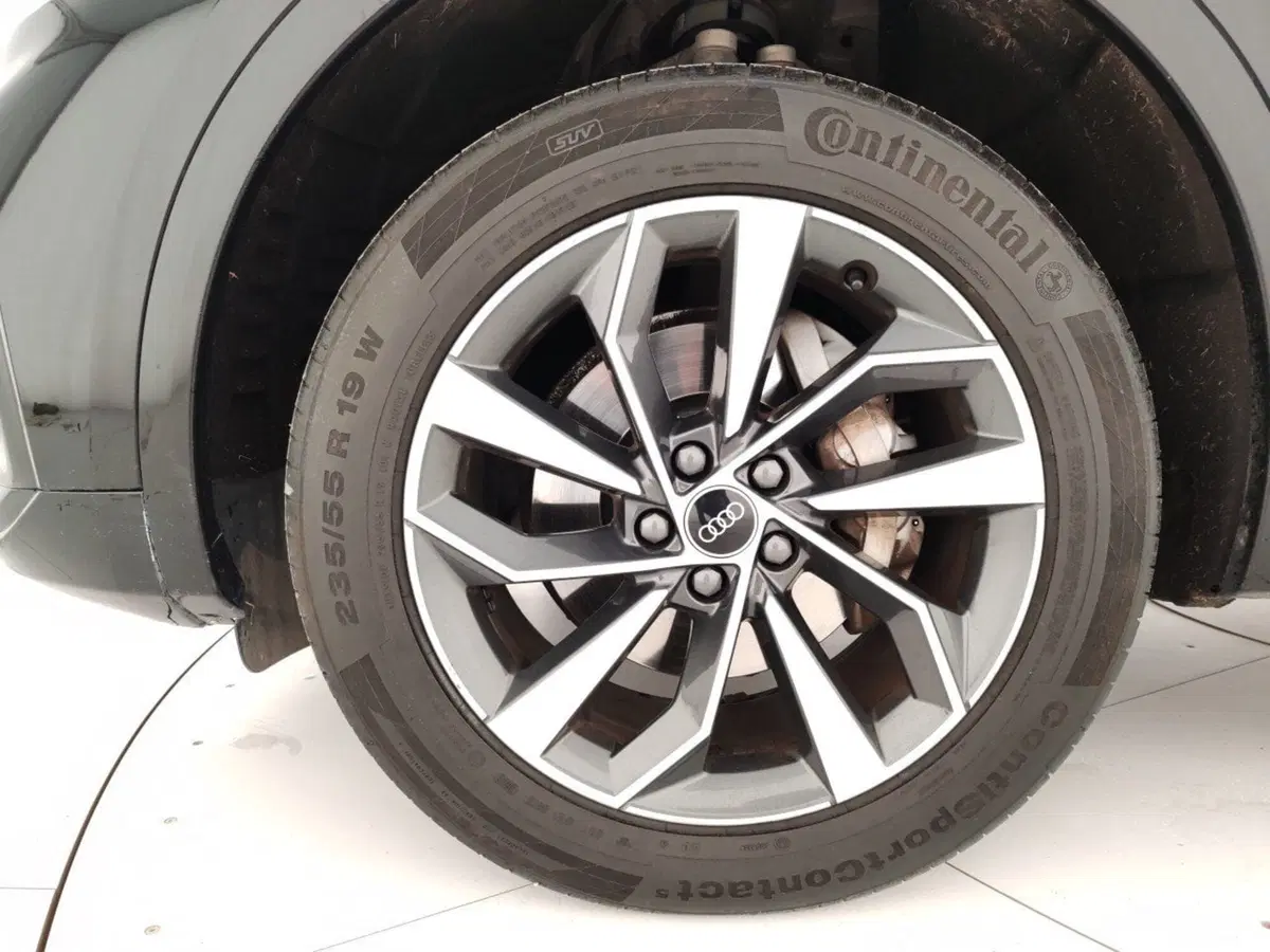 Audi Q5 Sportback usata a Massa-Carrara (6)