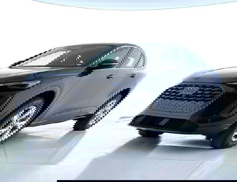 Audi Q5 Sportback nuova a Perugia