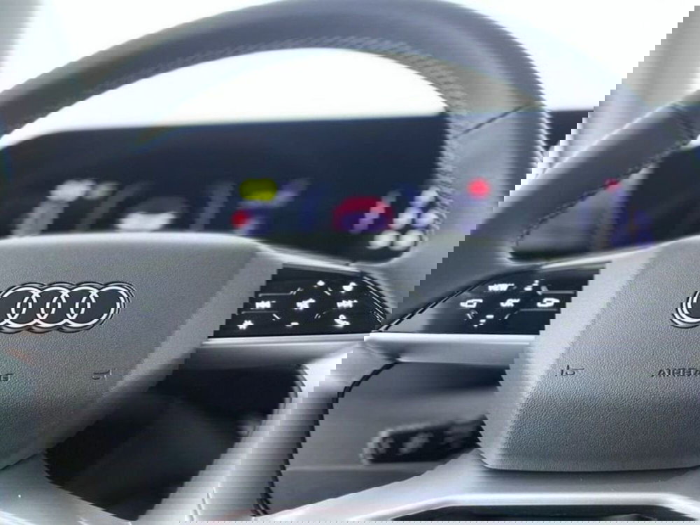 Audi Q5 Sportback nuova a Perugia (15)