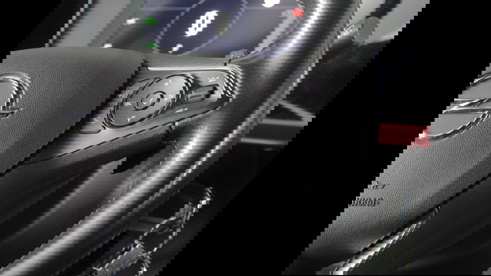 Opel Mokka usata a Palermo (17)