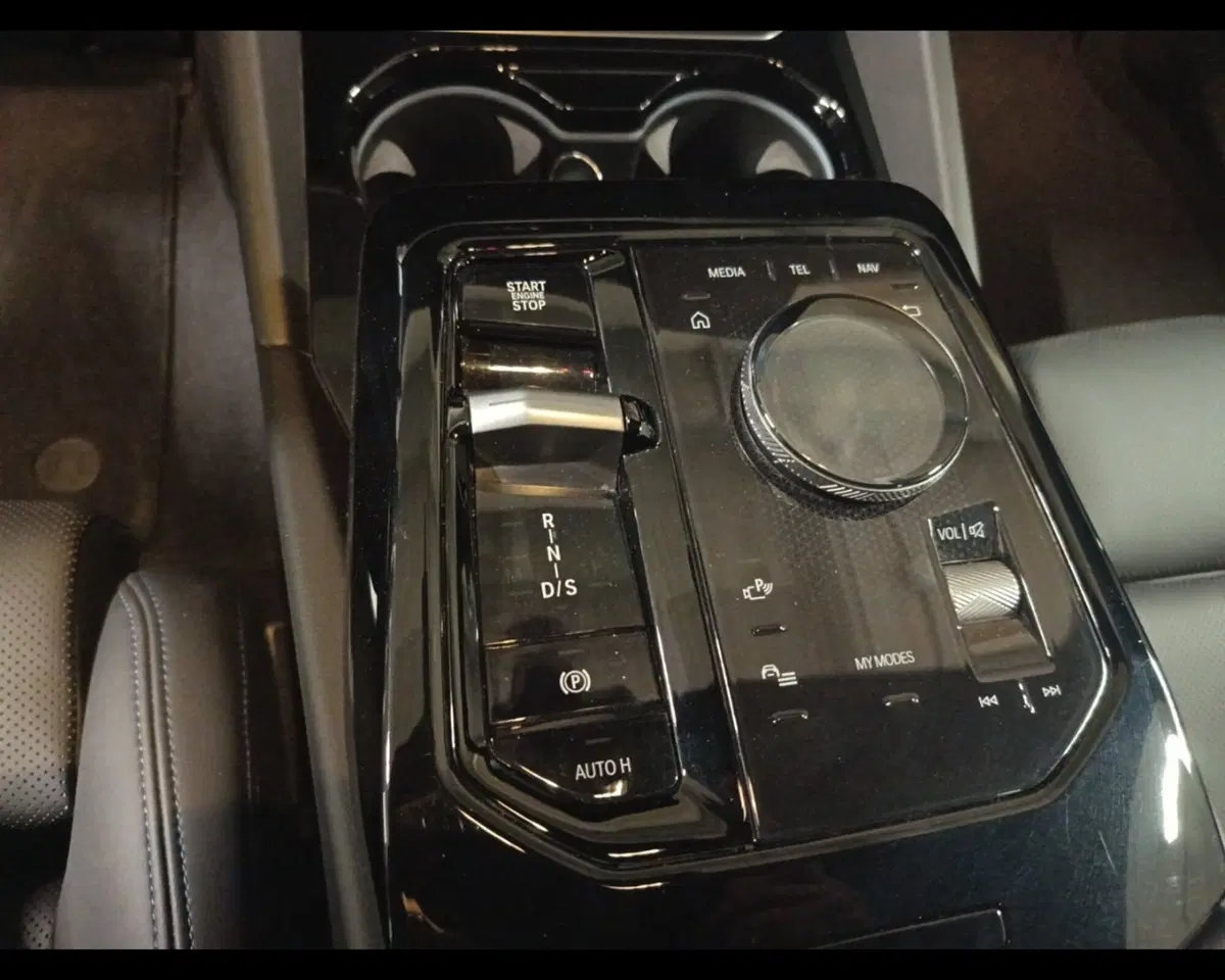 BMW Serie 5 Touring usata a Napoli (13)