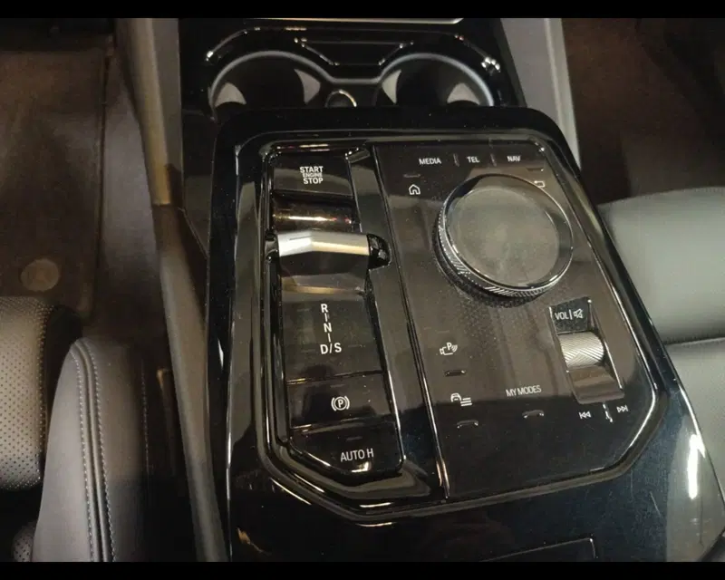 BMW Serie 5 Touring usata a Napoli (13)