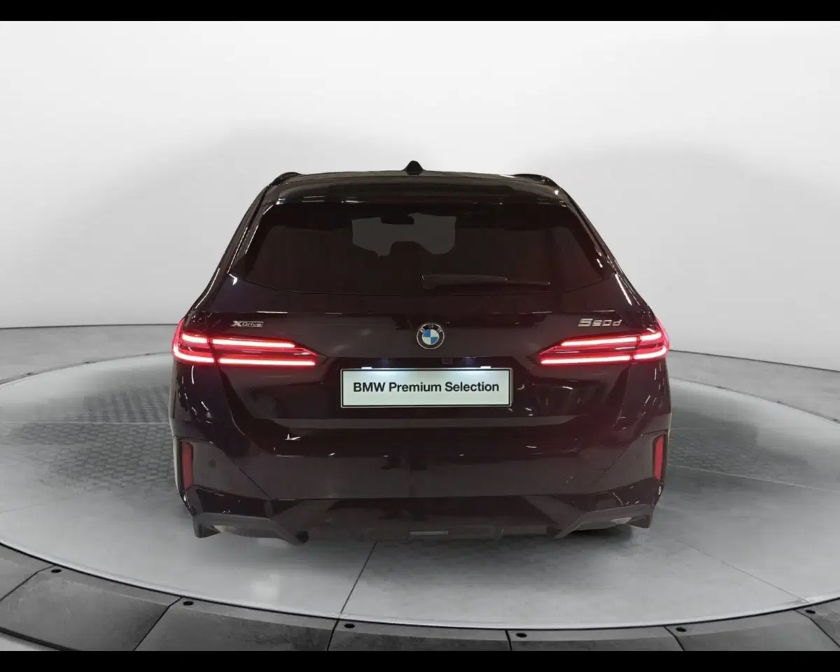 BMW Serie 5 Touring usata a Napoli (5)