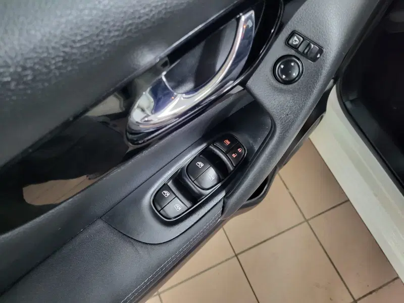 Nissan Qashqai usata a Arezzo (18)