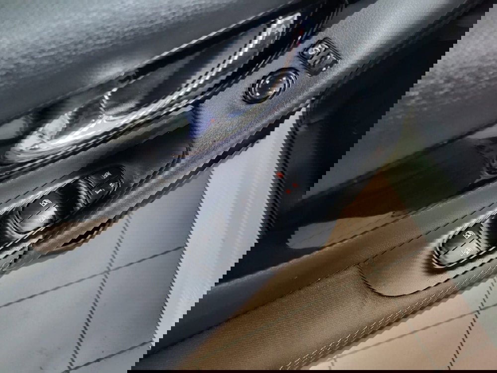 Nissan Qashqai usata a Arezzo (18)