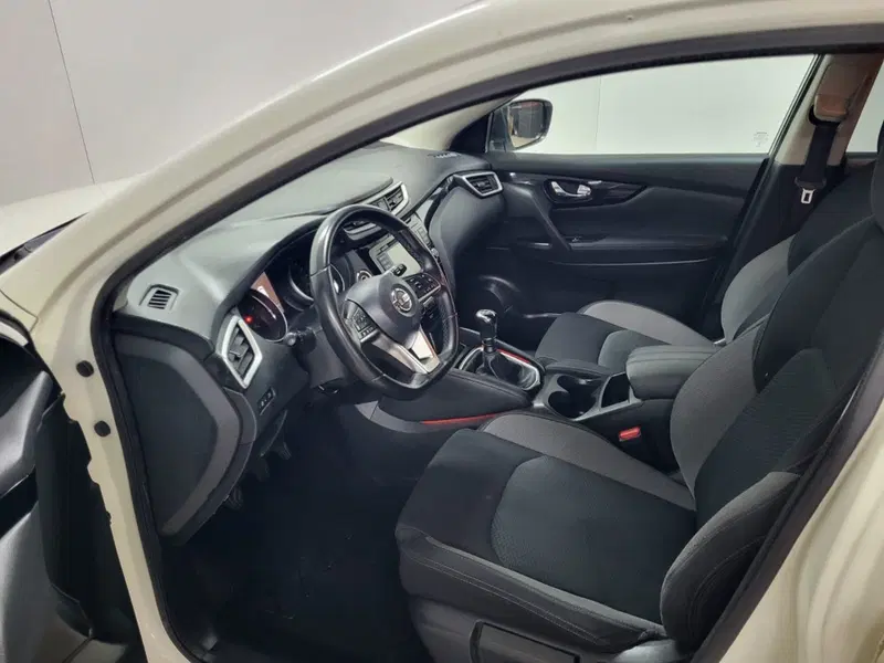 Nissan Qashqai usata a Arezzo (6)