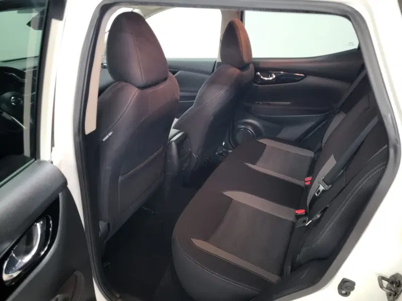 Nissan Qashqai usata a Arezzo (9)