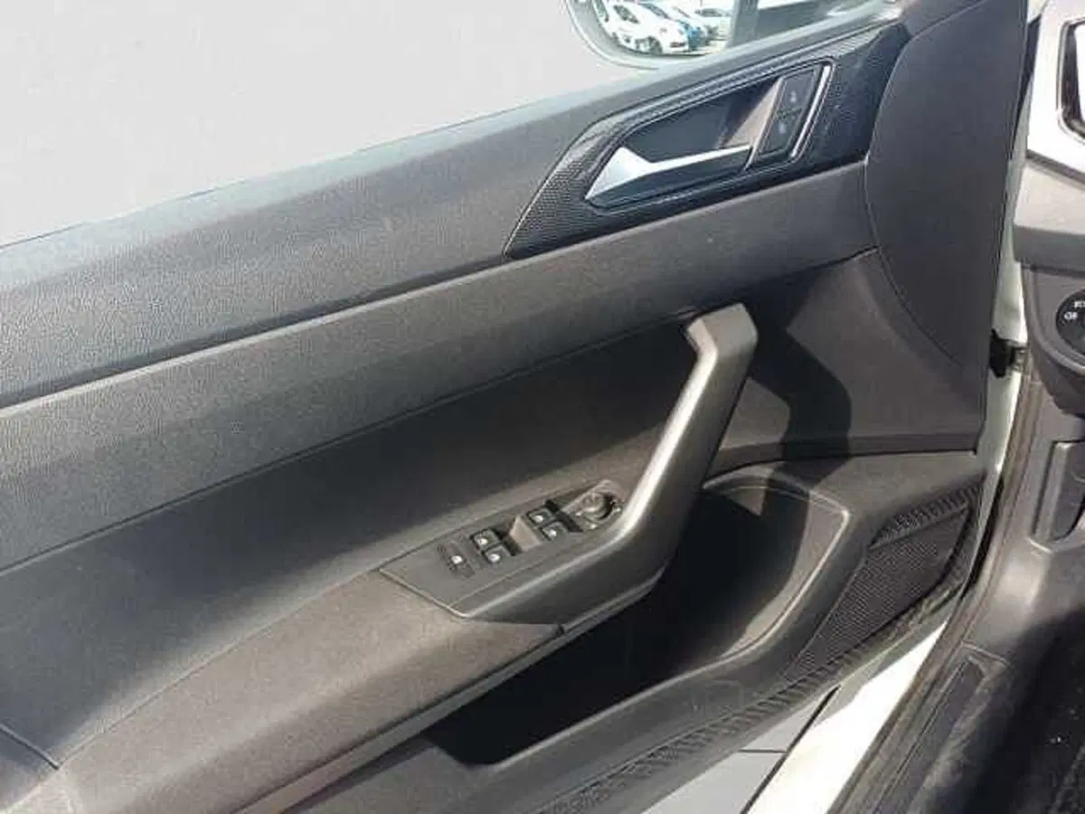 Volkswagen Taigo usata a Venezia (16)