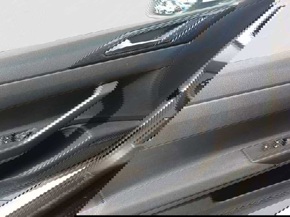 Volkswagen Taigo usata a Venezia (16)