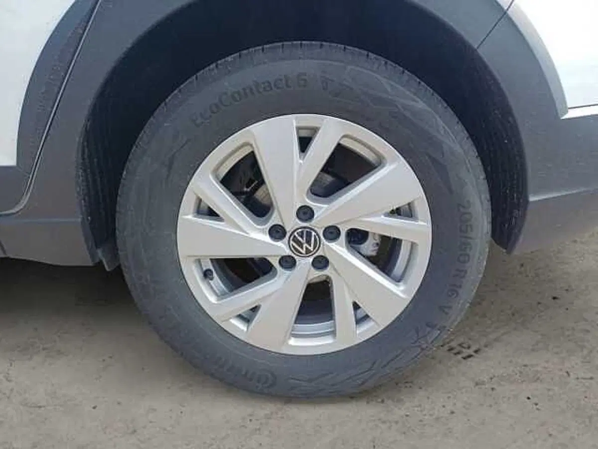 Volkswagen Taigo usata a Venezia (18)