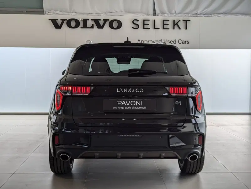 Lynk & Co 01 usata a Pescara (6)