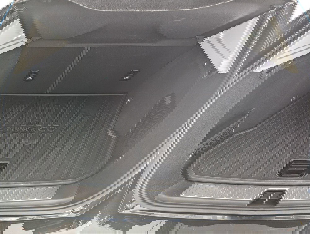 Lynk & Co 01 usata a Pescara (7)