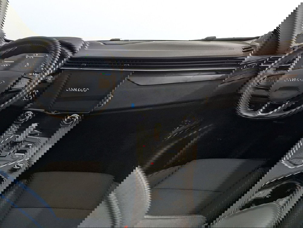 Lynk & Co 01 usata a Pescara (8)