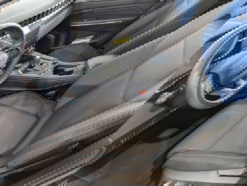 Lynk & Co 01 usata a Pescara (9)