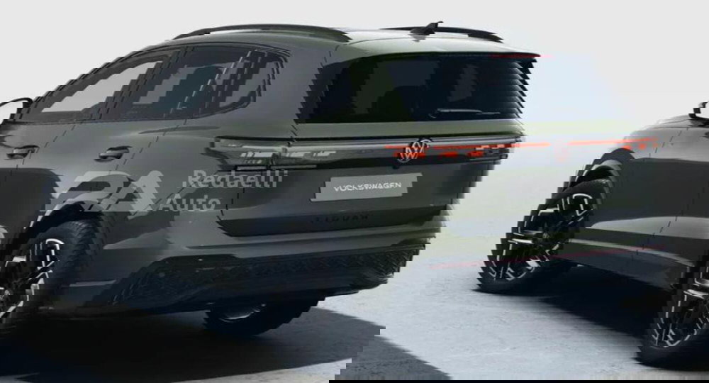 Volkswagen Tiguan nuova a Lecco (3)