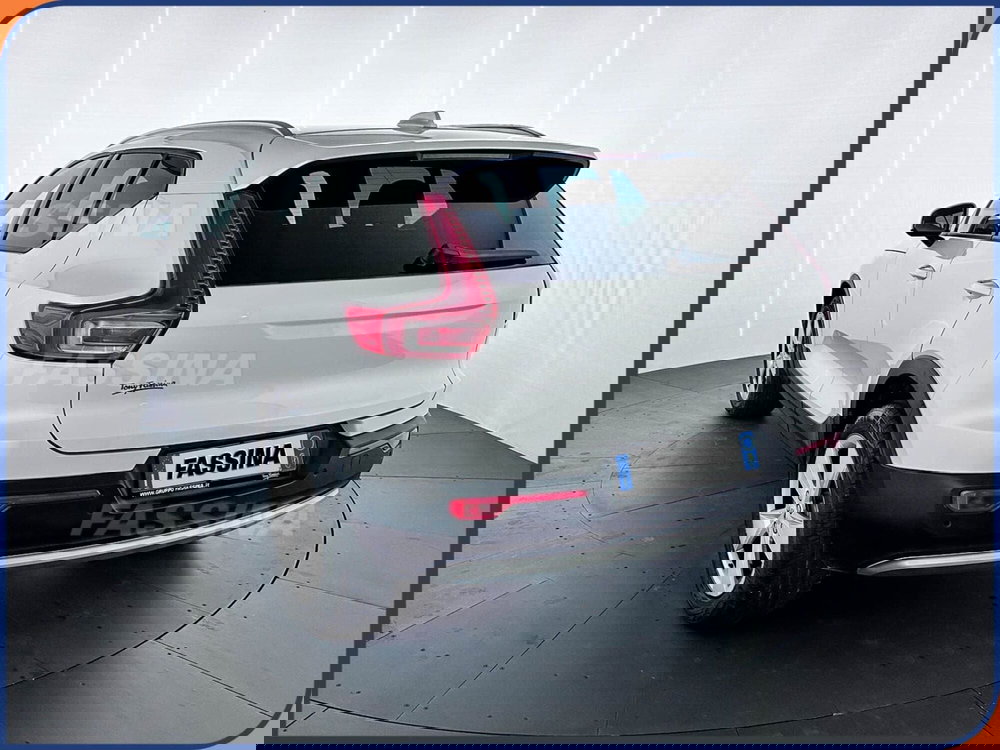 Volvo XC40 usata a Milano (4)
