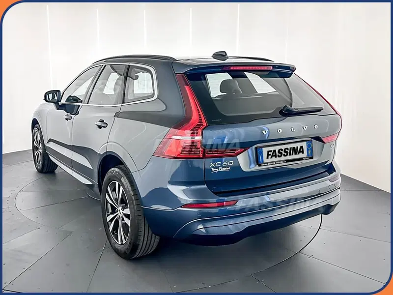 Volvo XC60 usata a Milano (4)