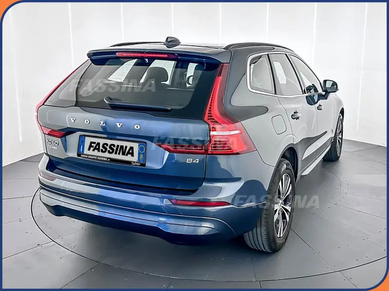 Volvo XC60 usata a Milano (6)