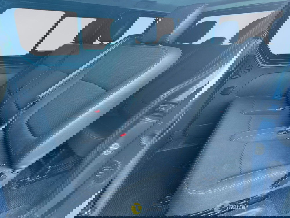 Renault Trafic Furgone usata a Milano (12)