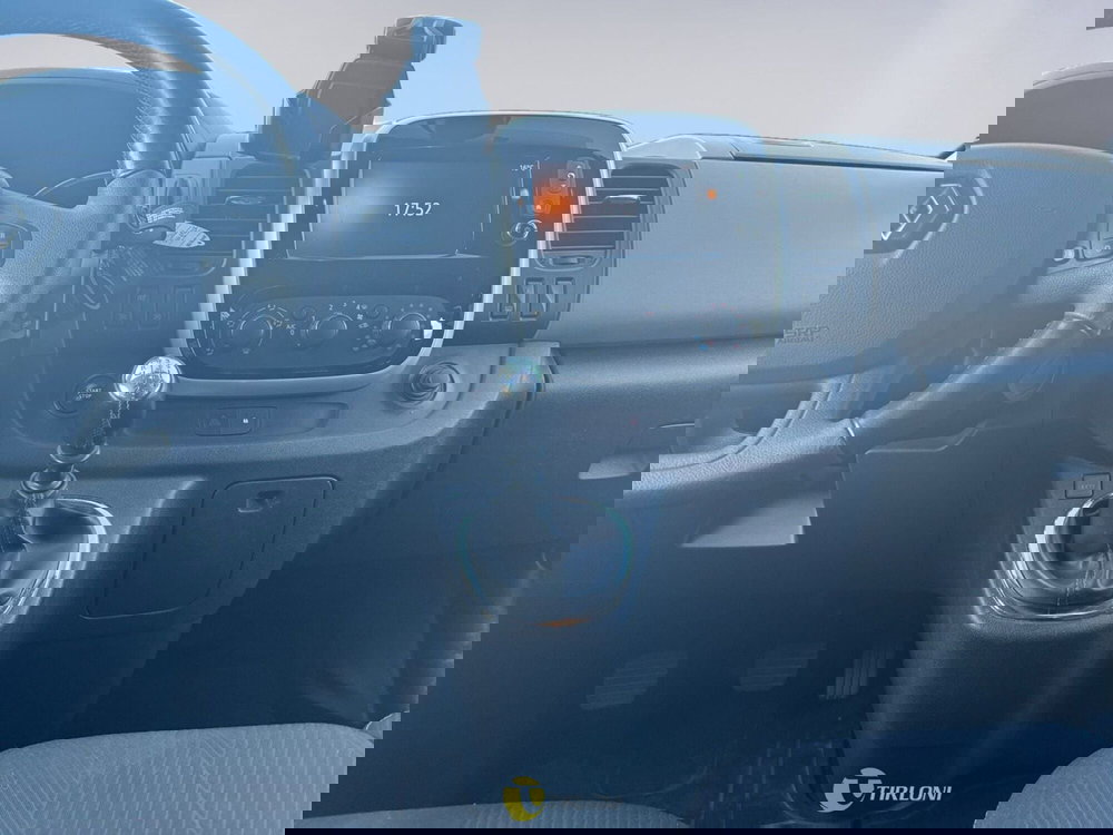 Renault Trafic Furgone usata a Milano (17)