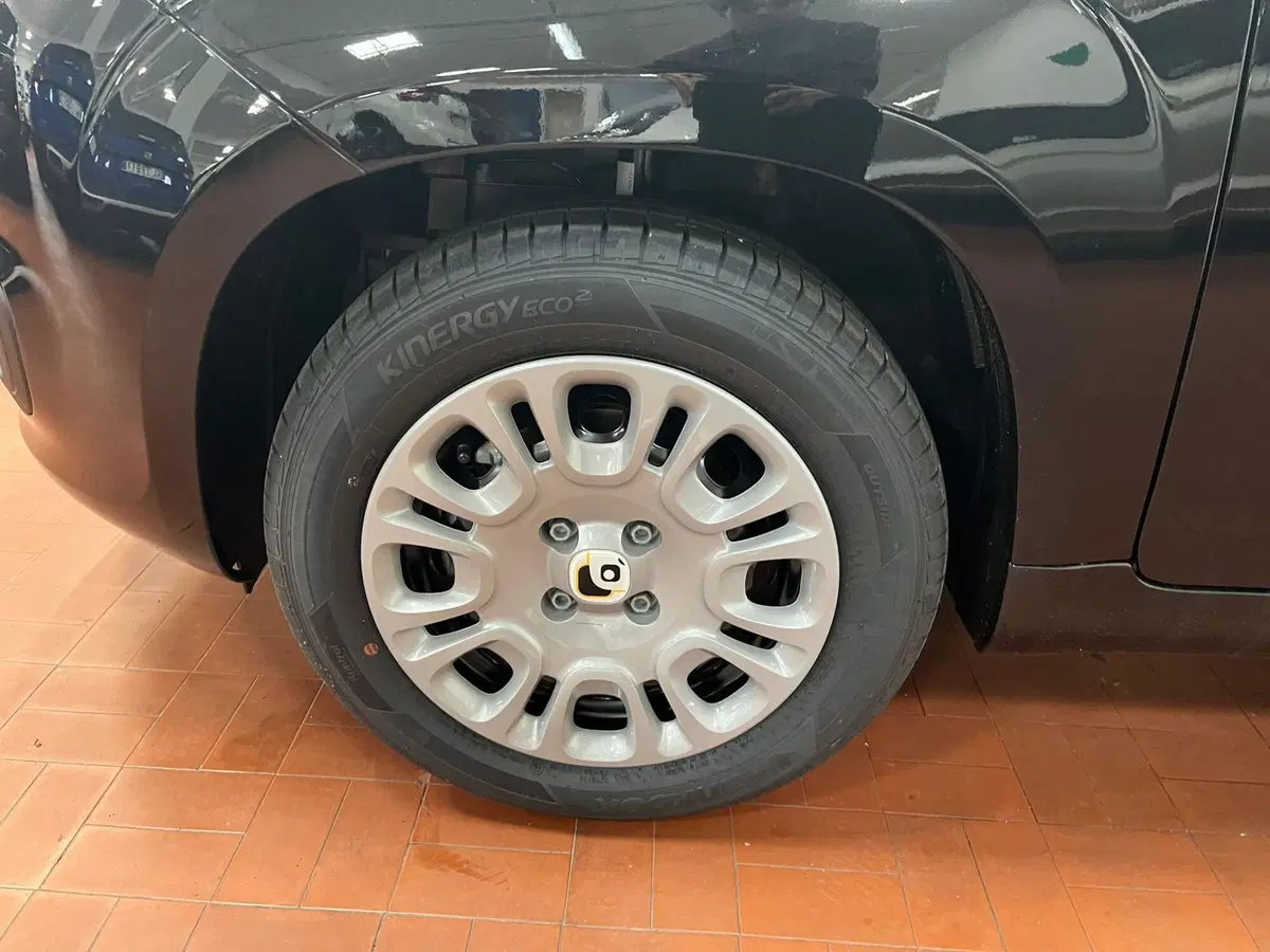Fiat Pandina nuova a Lucca (6)