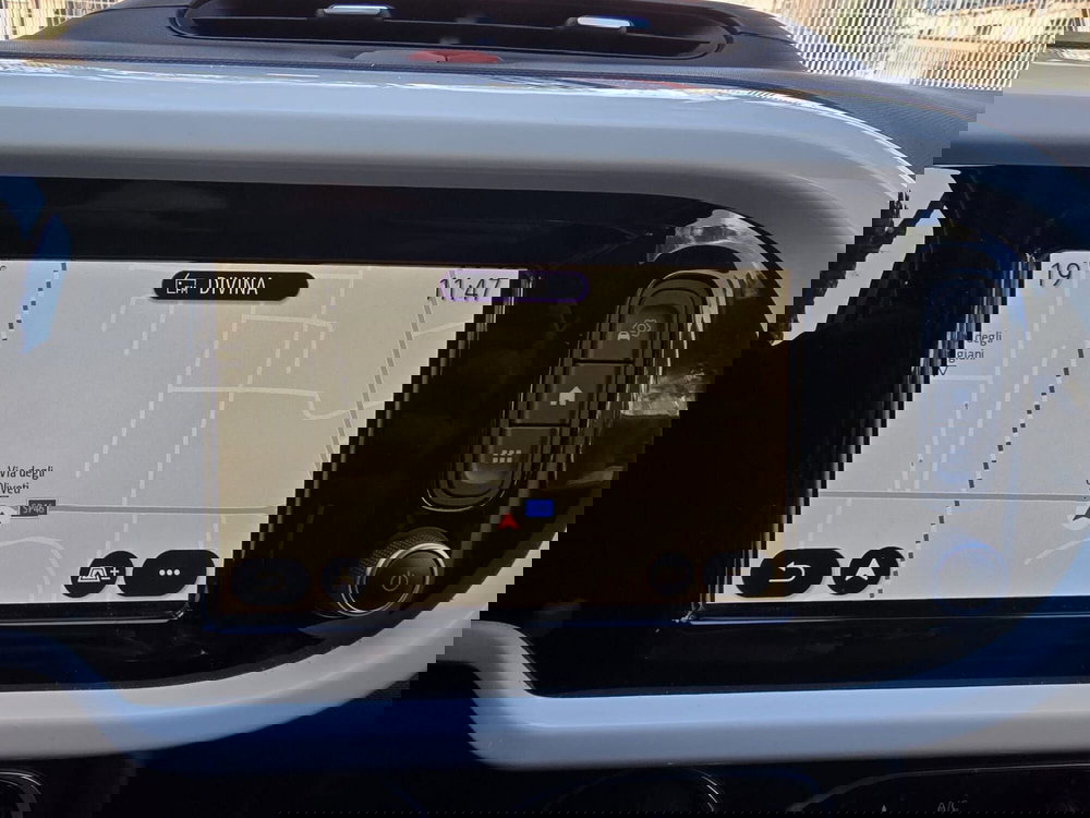 Renault Twingo usata a Massa-Carrara (7)