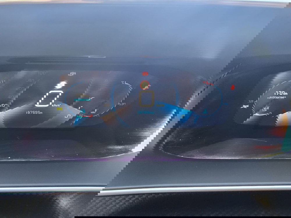 Peugeot 208 usata a Massa-Carrara (9)